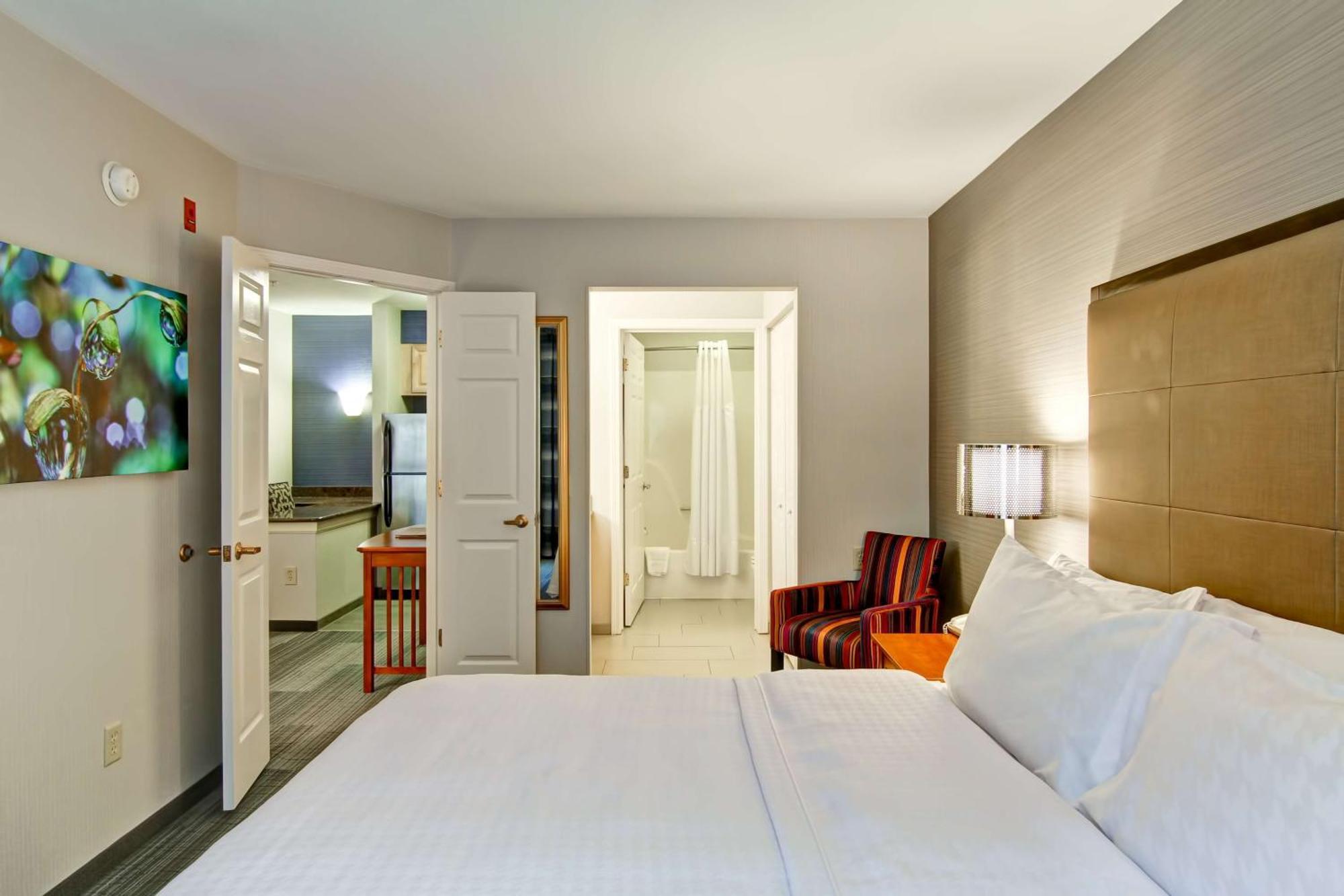 Homewood Suites By Hilton Stratford Ngoại thất bức ảnh