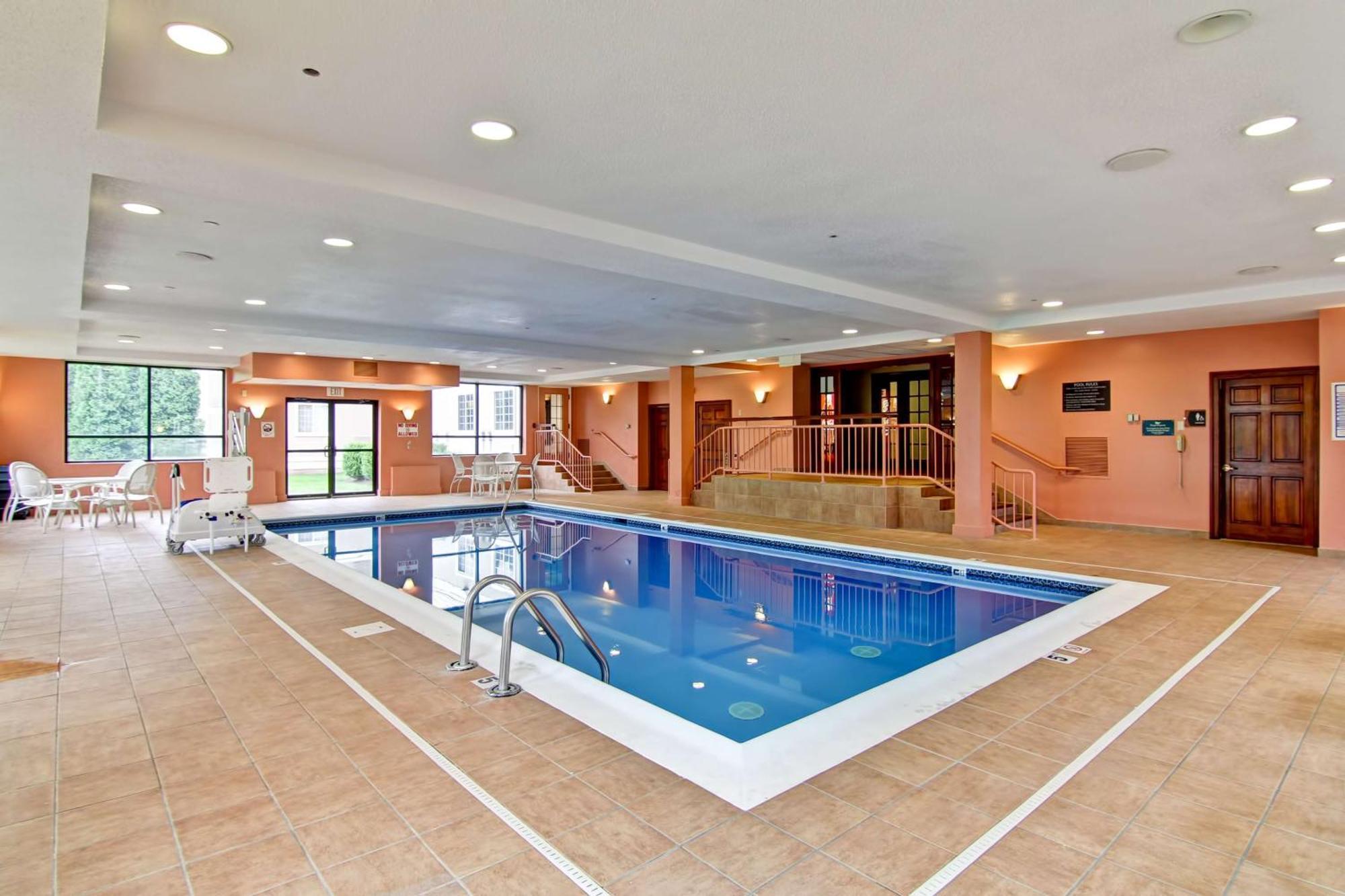 Homewood Suites By Hilton Stratford Ngoại thất bức ảnh